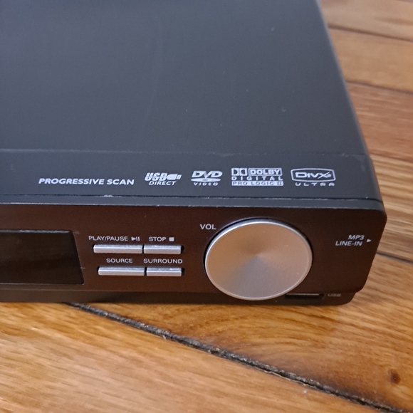 Philips Dvd Home Theater SYstem HTS3151D/37X Dvd Player - Picture 4 of 5